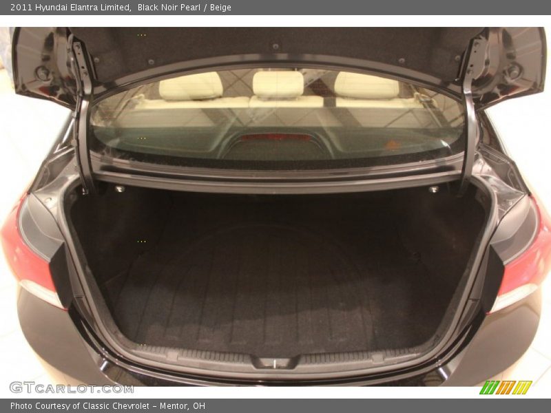 Black Noir Pearl / Beige 2011 Hyundai Elantra Limited