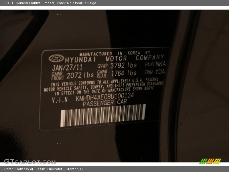 Black Noir Pearl / Beige 2011 Hyundai Elantra Limited