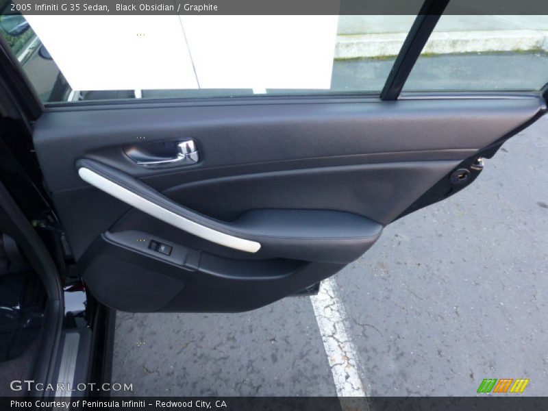 Door Panel of 2005 G 35 Sedan