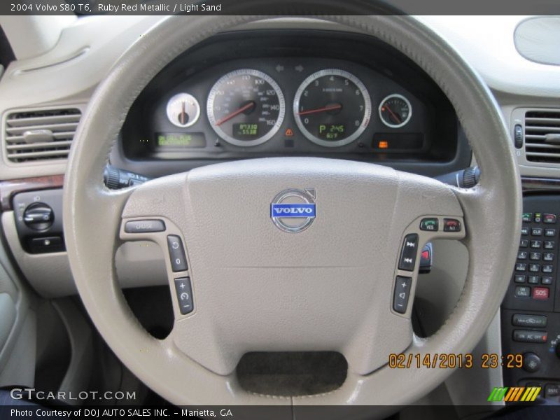 Ruby Red Metallic / Light Sand 2004 Volvo S80 T6