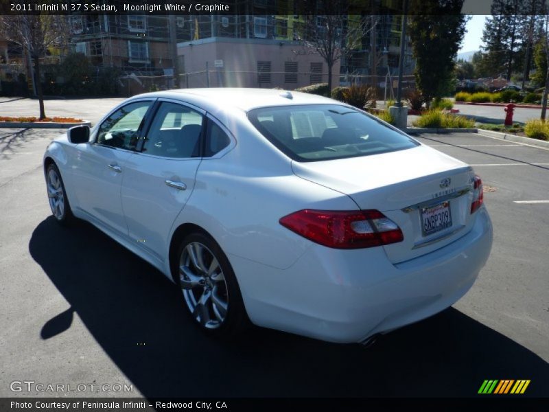 Moonlight White / Graphite 2011 Infiniti M 37 S Sedan