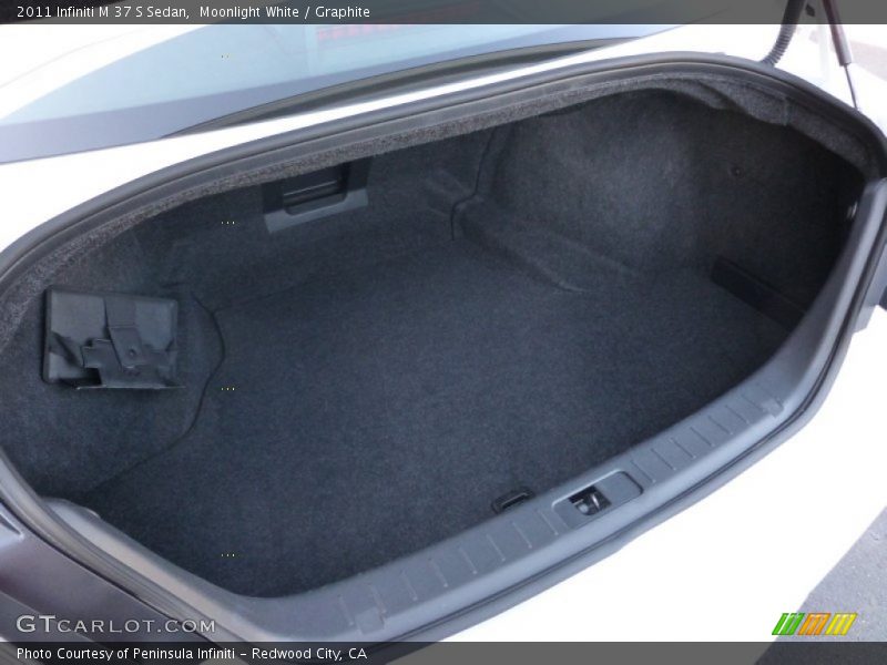 Moonlight White / Graphite 2011 Infiniti M 37 S Sedan