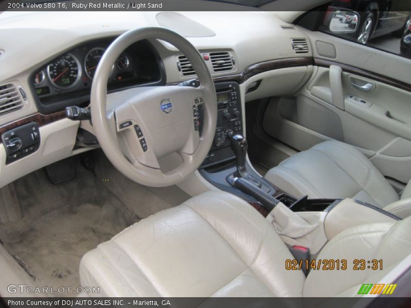 Ruby Red Metallic / Light Sand 2004 Volvo S80 T6