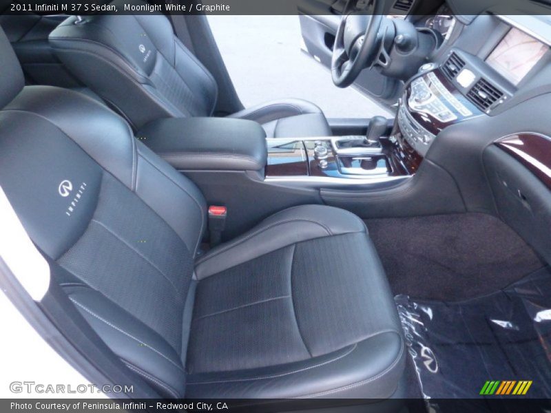 Moonlight White / Graphite 2011 Infiniti M 37 S Sedan