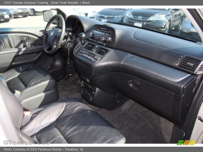 Silver Pearl Metallic / Black 2007 Honda Odyssey Touring