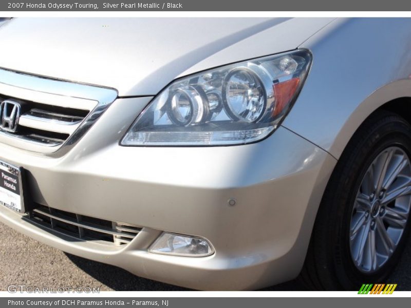 Silver Pearl Metallic / Black 2007 Honda Odyssey Touring