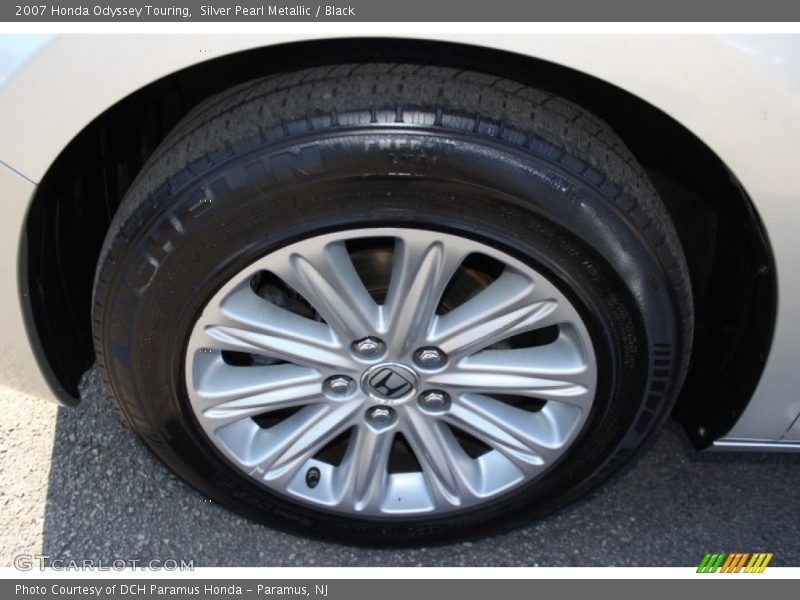 Silver Pearl Metallic / Black 2007 Honda Odyssey Touring