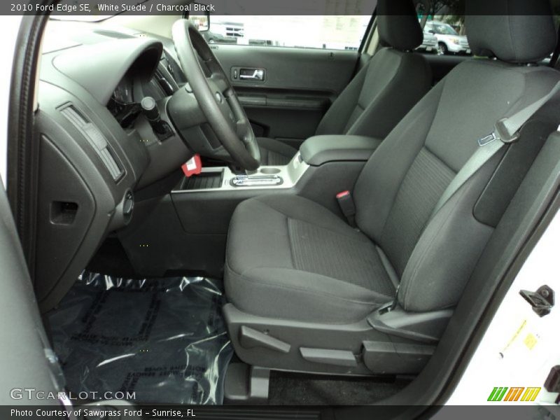 Front Seat of 2010 Edge SE
