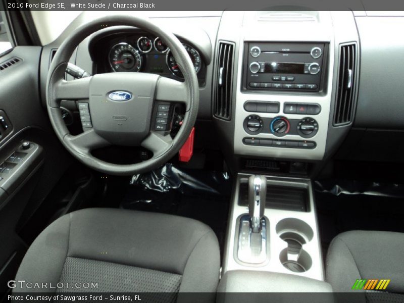 Dashboard of 2010 Edge SE