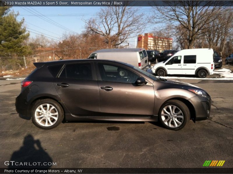 Metropolitan Gray Mica / Black 2010 Mazda MAZDA3 s Sport 5 Door