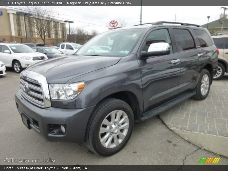 Front 3/4 View of 2011 Sequoia Platinum 4WD