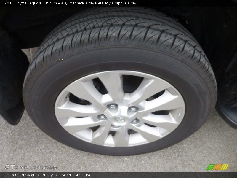 Magnetic Gray Metallic / Graphite Gray 2011 Toyota Sequoia Platinum 4WD
