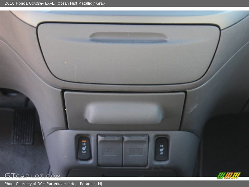 Ocean Mist Metallic / Gray 2010 Honda Odyssey EX-L