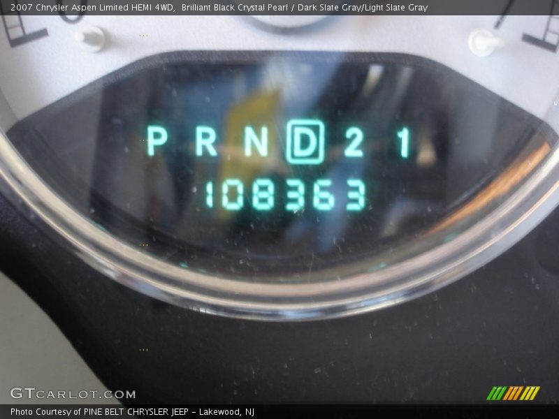 Brilliant Black Crystal Pearl / Dark Slate Gray/Light Slate Gray 2007 Chrysler Aspen Limited HEMI 4WD