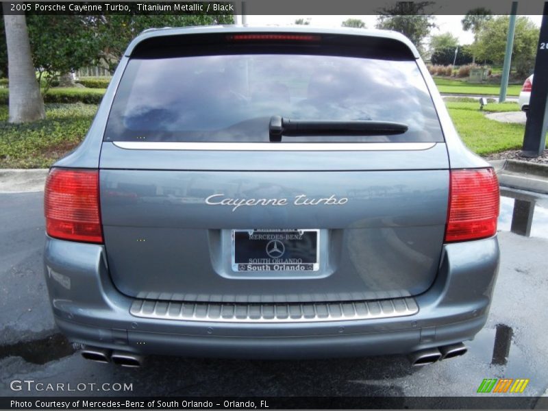Titanium Metallic / Black 2005 Porsche Cayenne Turbo