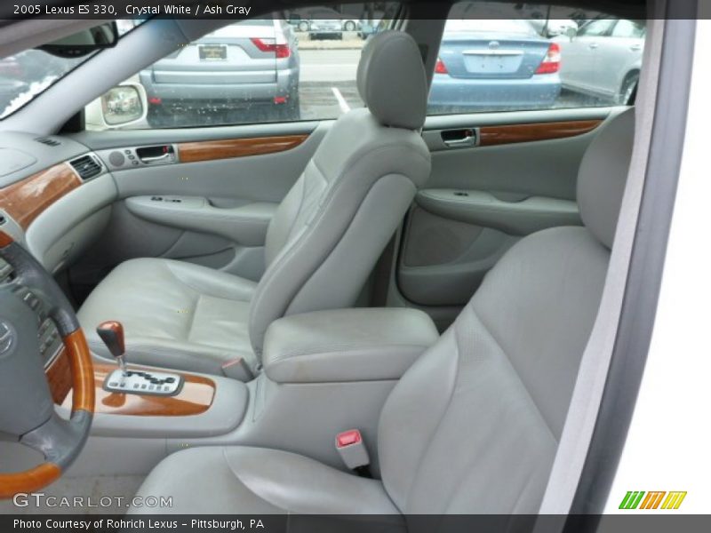 Front Seat of 2005 ES 330