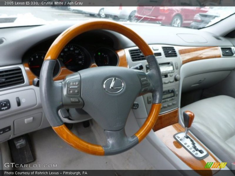 Dashboard of 2005 ES 330