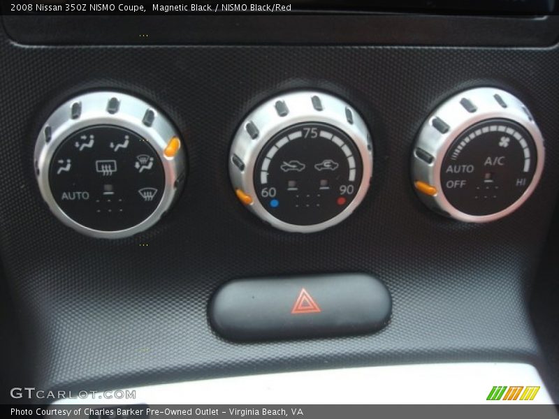 Controls of 2008 350Z NISMO Coupe