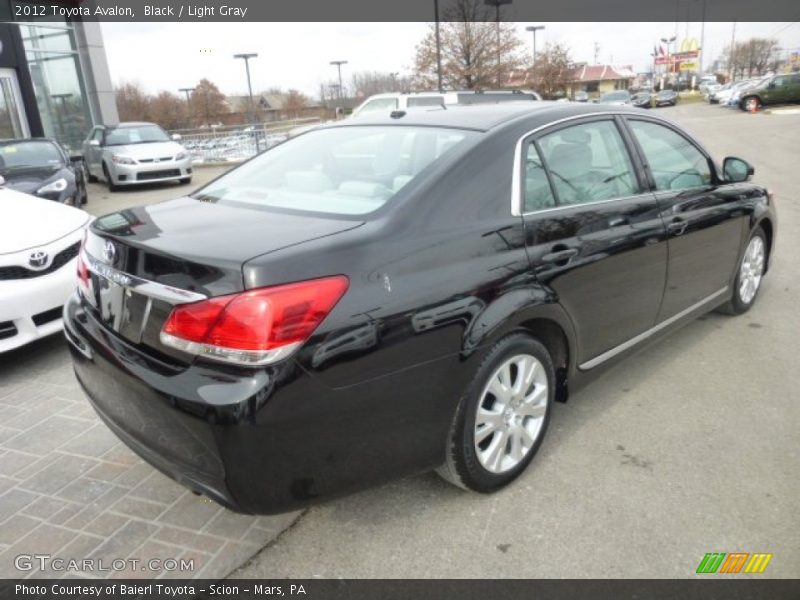 Black / Light Gray 2012 Toyota Avalon
