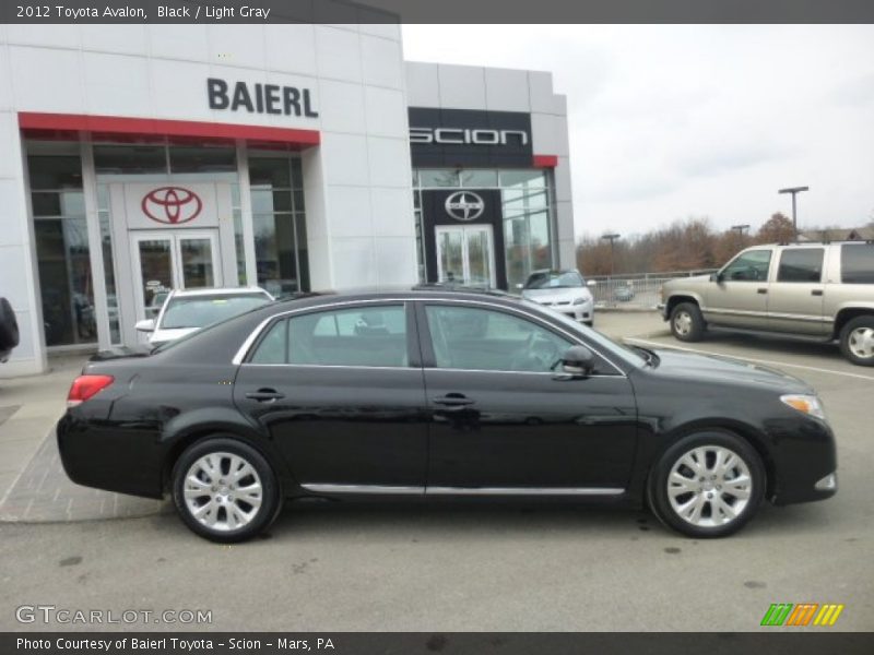 Black / Light Gray 2012 Toyota Avalon
