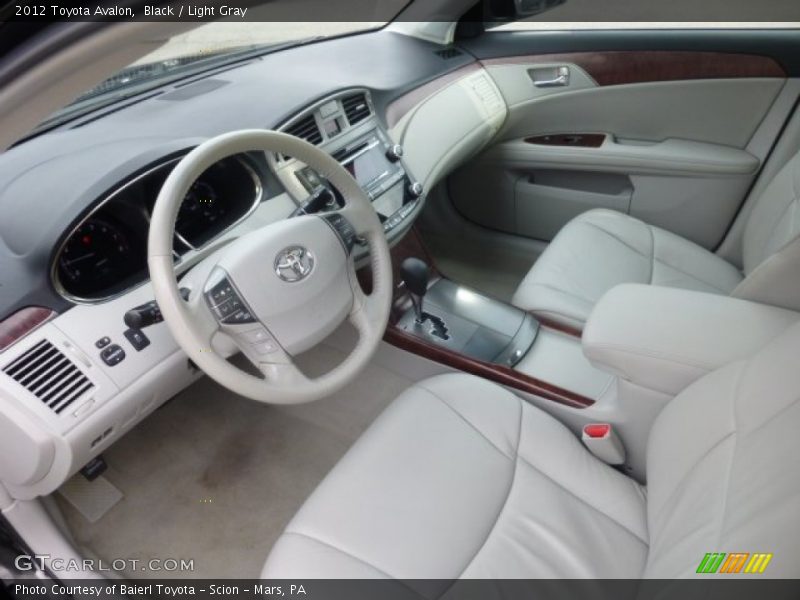 Black / Light Gray 2012 Toyota Avalon