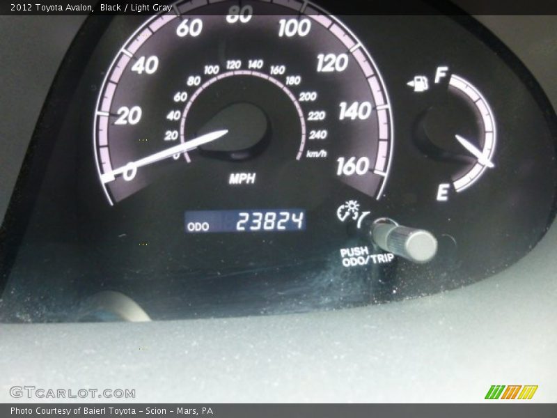 Black / Light Gray 2012 Toyota Avalon