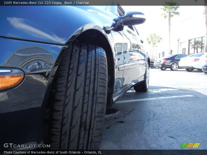 Black / Charcoal 2005 Mercedes-Benz CLK 320 Coupe