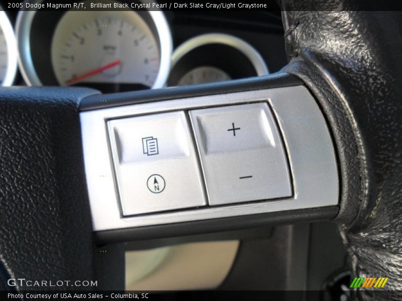 Brilliant Black Crystal Pearl / Dark Slate Gray/Light Graystone 2005 Dodge Magnum R/T