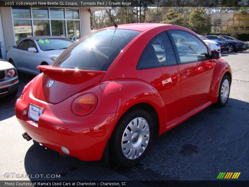 Tornado Red / Cream Beige 2005 Volkswagen New Beetle GL Coupe