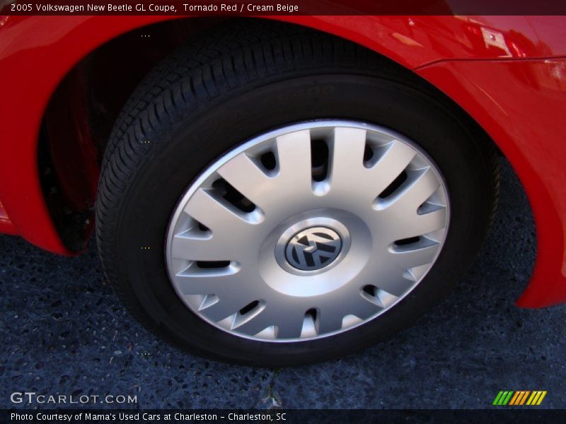 Tornado Red / Cream Beige 2005 Volkswagen New Beetle GL Coupe