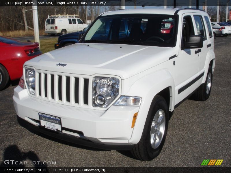 Bright White / Dark Slate Gray 2012 Jeep Liberty Sport 4x4