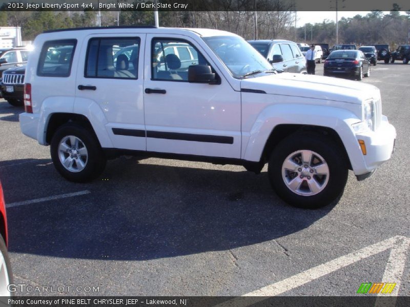 Bright White / Dark Slate Gray 2012 Jeep Liberty Sport 4x4
