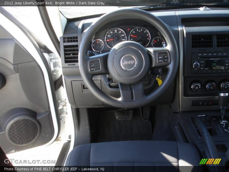 Bright White / Dark Slate Gray 2012 Jeep Liberty Sport 4x4