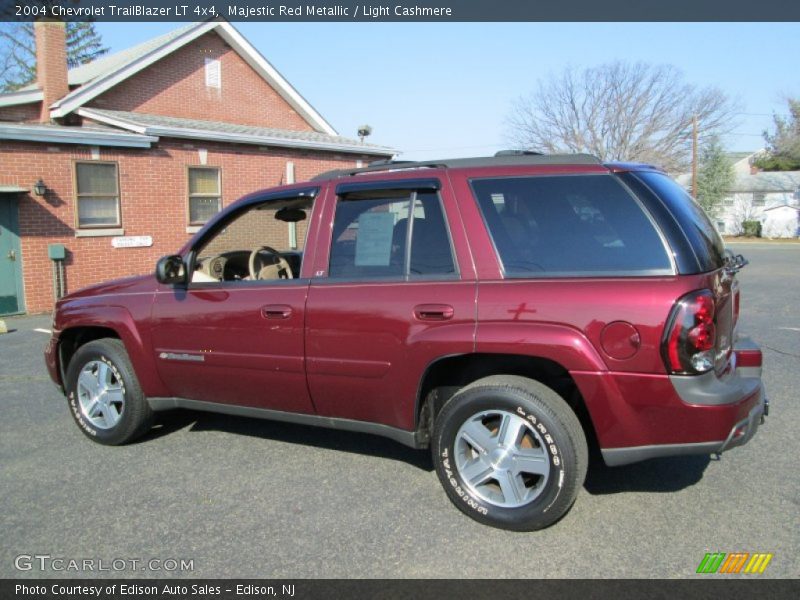 Majestic Red Metallic / Light Cashmere 2004 Chevrolet TrailBlazer LT 4x4