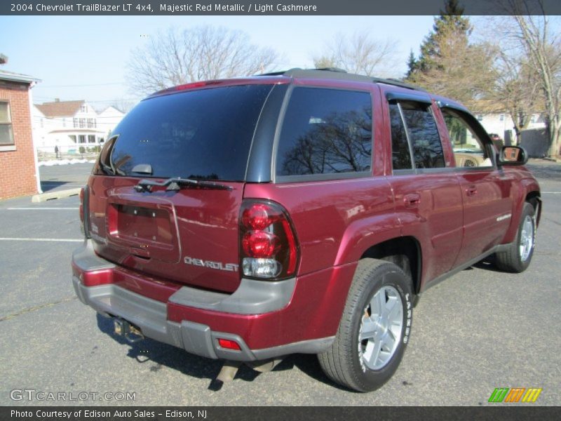 Majestic Red Metallic / Light Cashmere 2004 Chevrolet TrailBlazer LT 4x4