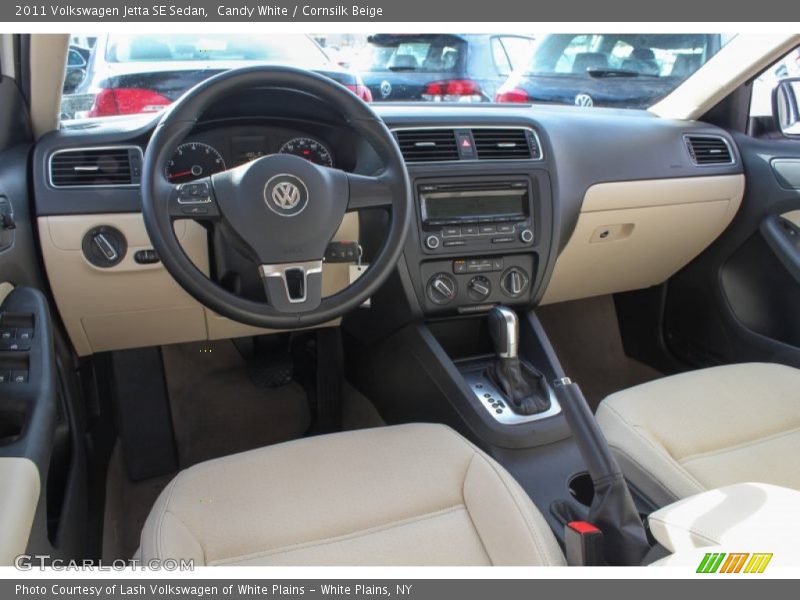 Candy White / Cornsilk Beige 2011 Volkswagen Jetta SE Sedan