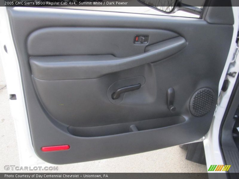 Door Panel of 2005 Sierra 3500 Regular Cab 4x4