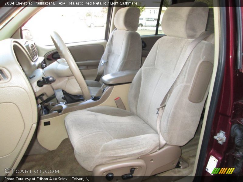 Front Seat of 2004 TrailBlazer LT 4x4