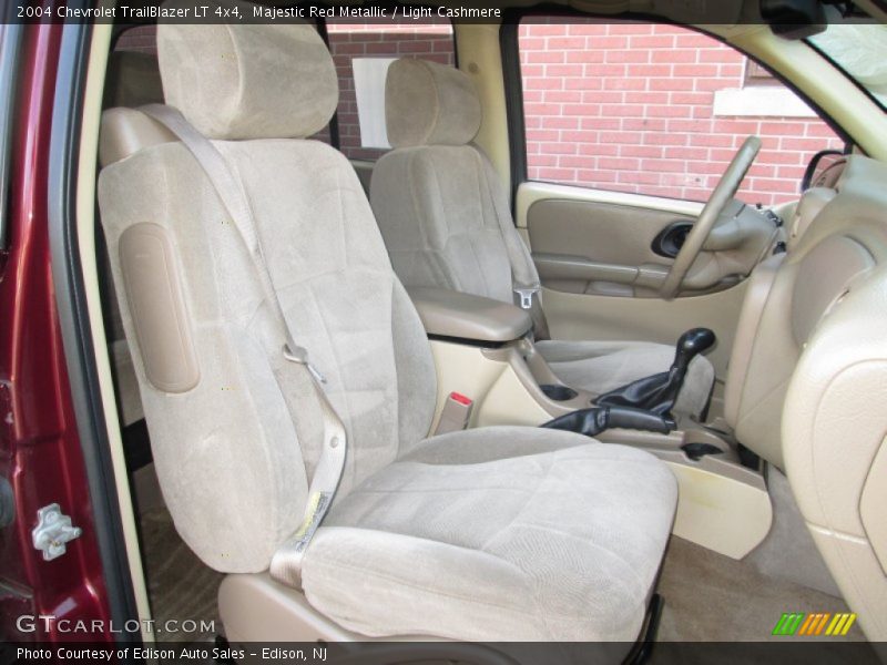 Majestic Red Metallic / Light Cashmere 2004 Chevrolet TrailBlazer LT 4x4