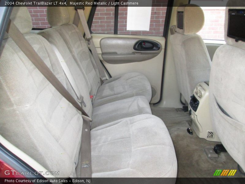 Majestic Red Metallic / Light Cashmere 2004 Chevrolet TrailBlazer LT 4x4
