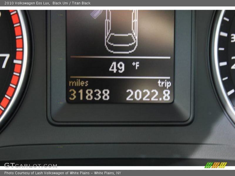 Black Uni / Titan Black 2010 Volkswagen Eos Lux