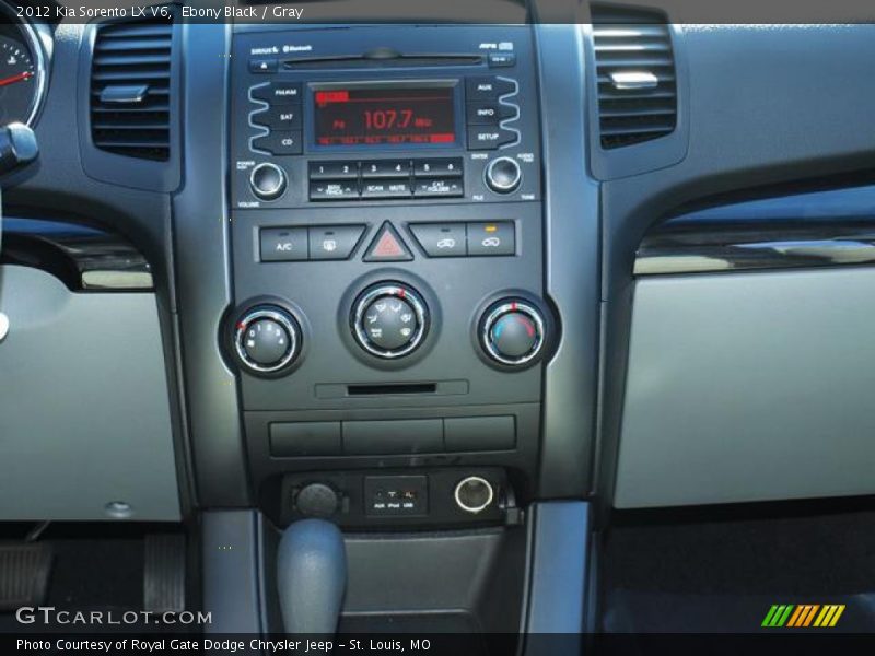 Ebony Black / Gray 2012 Kia Sorento LX V6