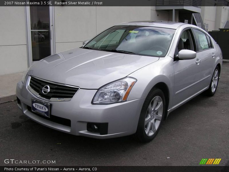 Radiant Silver Metallic / Frost 2007 Nissan Maxima 3.5 SE