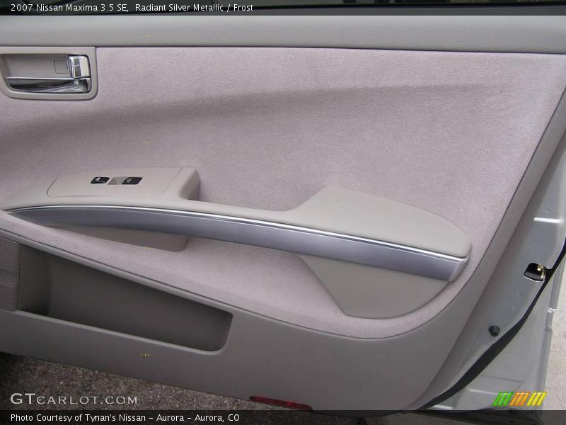 Radiant Silver Metallic / Frost 2007 Nissan Maxima 3.5 SE