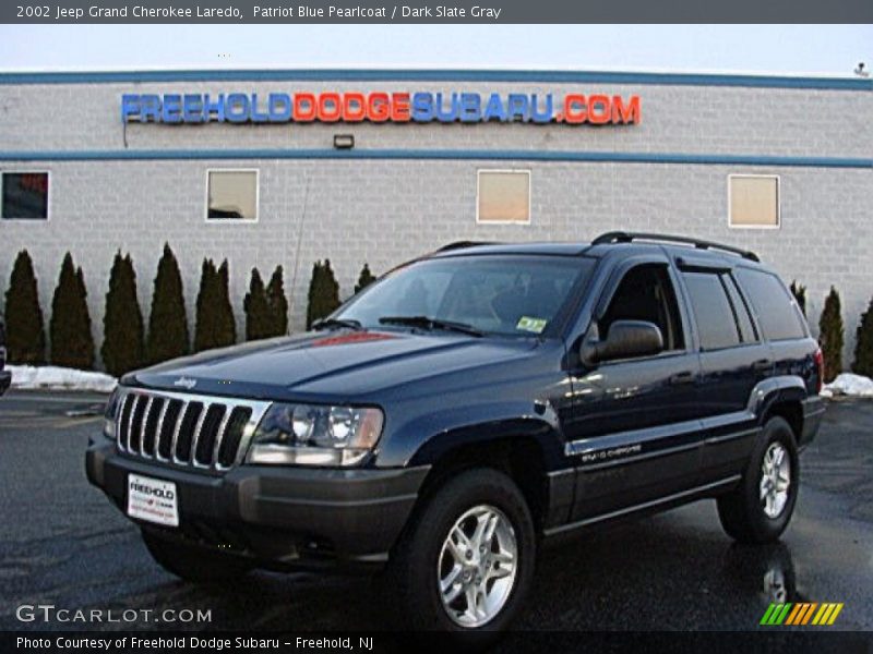 Patriot Blue Pearlcoat / Dark Slate Gray 2002 Jeep Grand Cherokee Laredo
