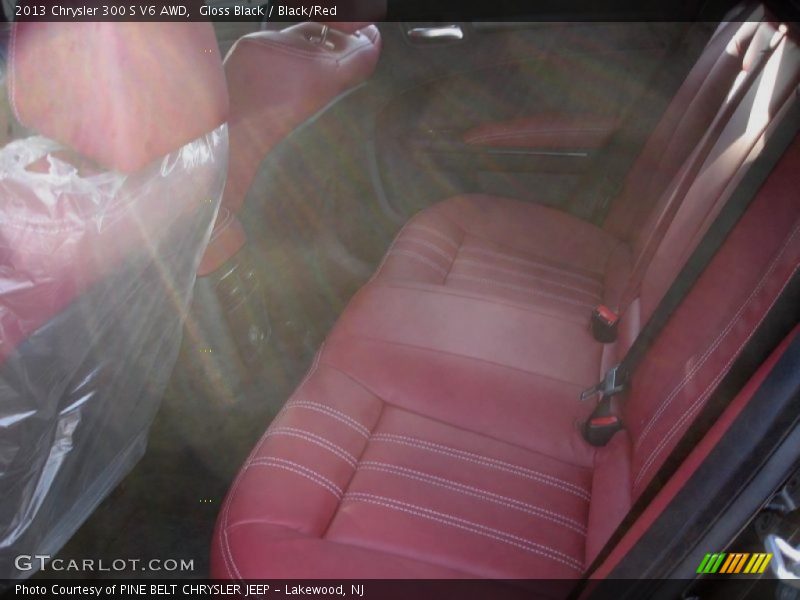 Gloss Black / Black/Red 2013 Chrysler 300 S V6 AWD