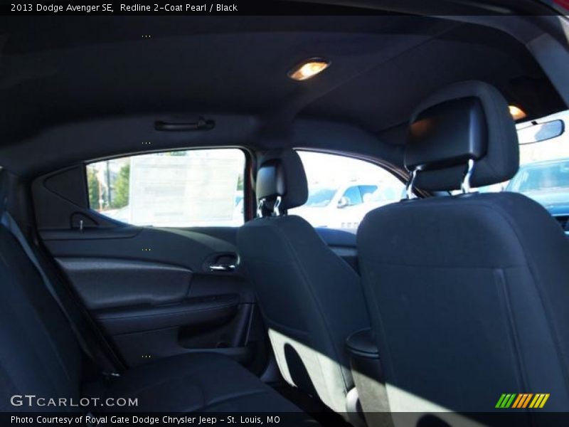 Redline 2-Coat Pearl / Black 2013 Dodge Avenger SE