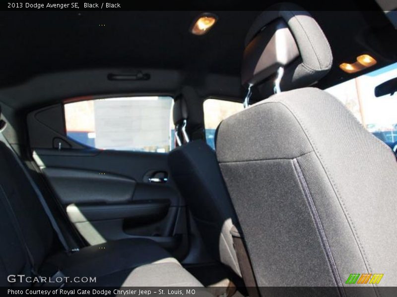 Black / Black 2013 Dodge Avenger SE