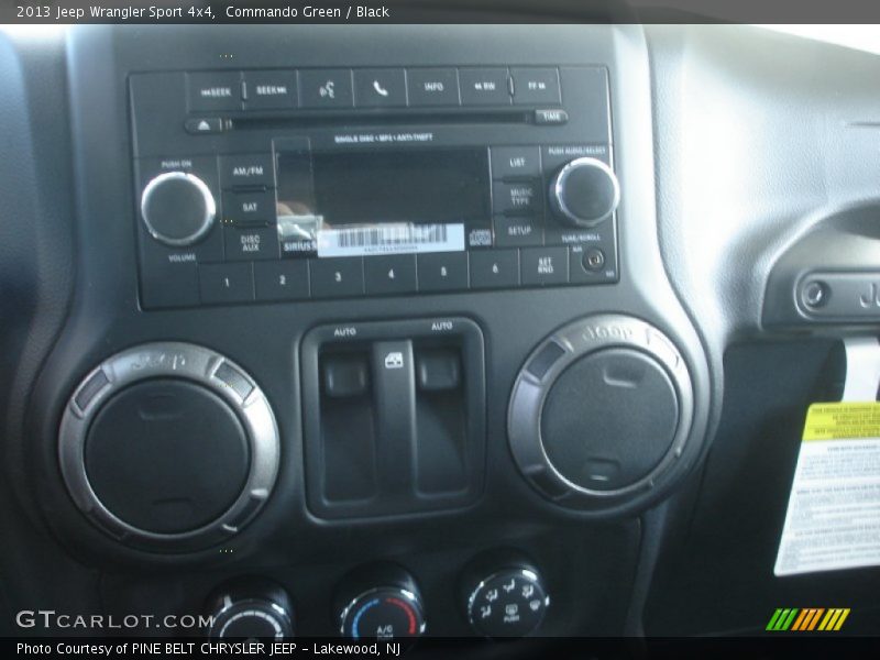Commando Green / Black 2013 Jeep Wrangler Sport 4x4