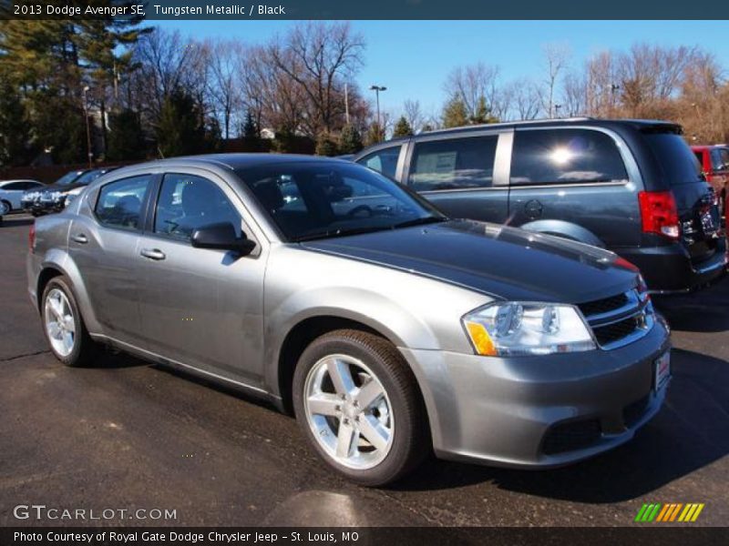 Tungsten Metallic / Black 2013 Dodge Avenger SE